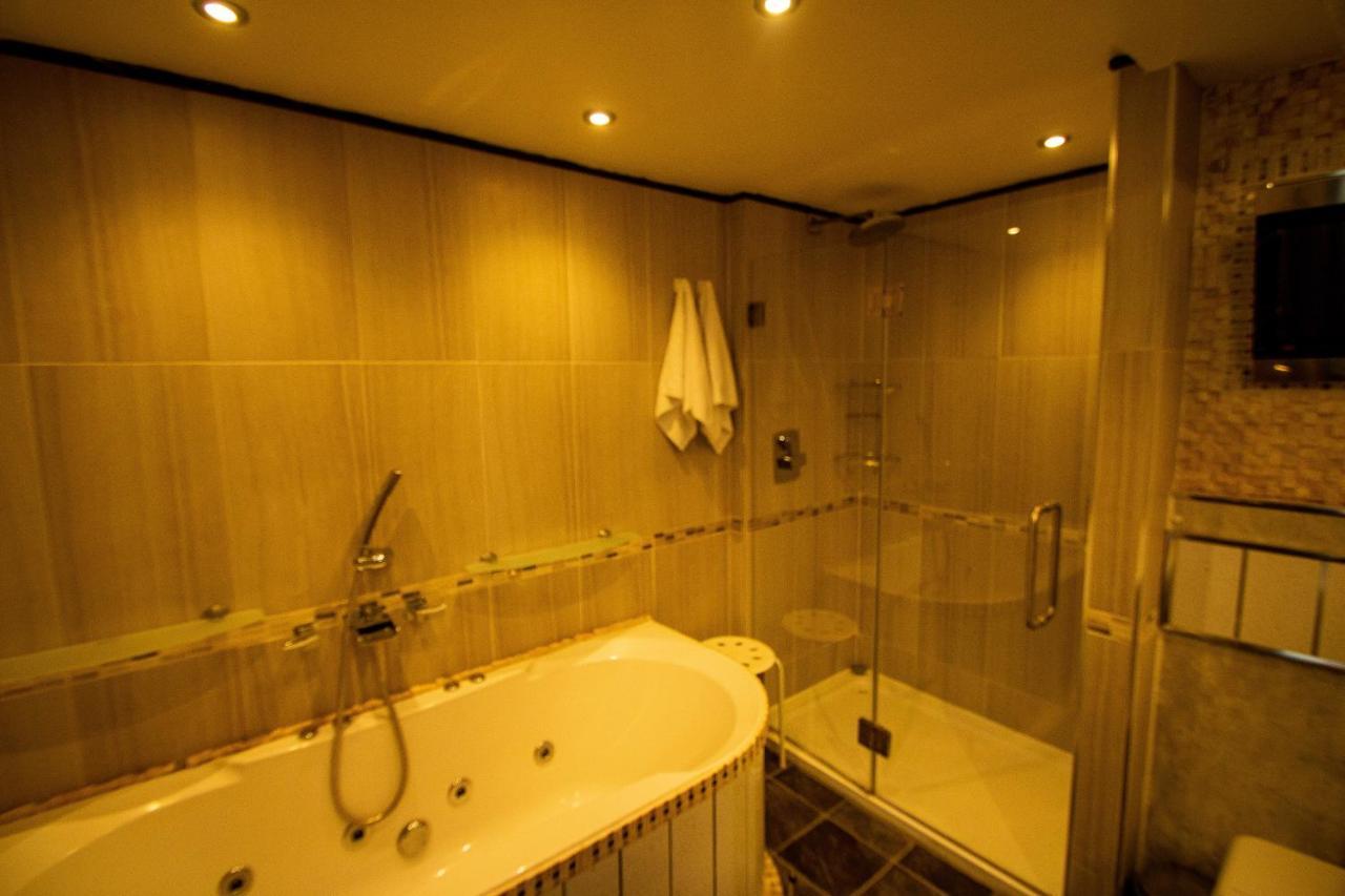 Deluxe Double Room Jacuzzi